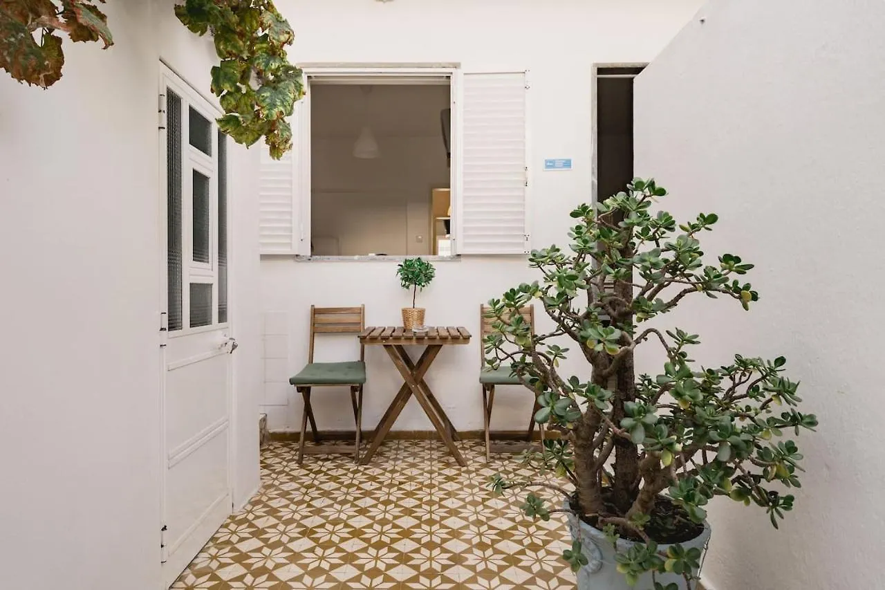 Caíque - Apartamento com 3 Quartos na Zona Típica de Olhão, Algarve, Portugal